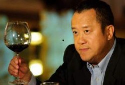 香港曾志伟吃瓜事件视频,视频曝光引发热议